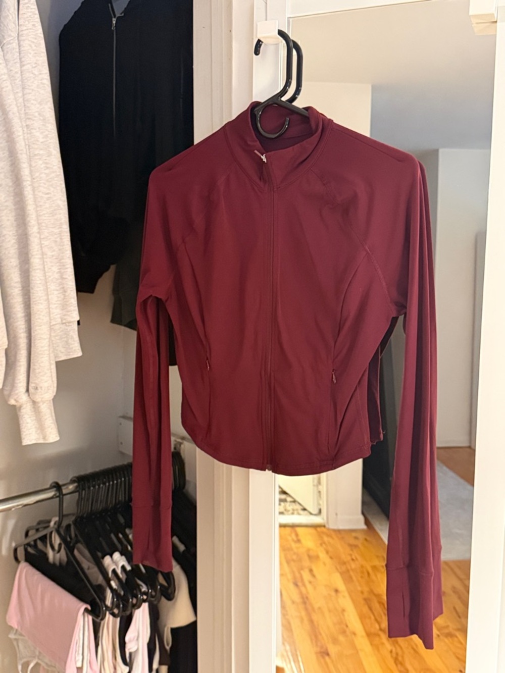 Garage active zip up